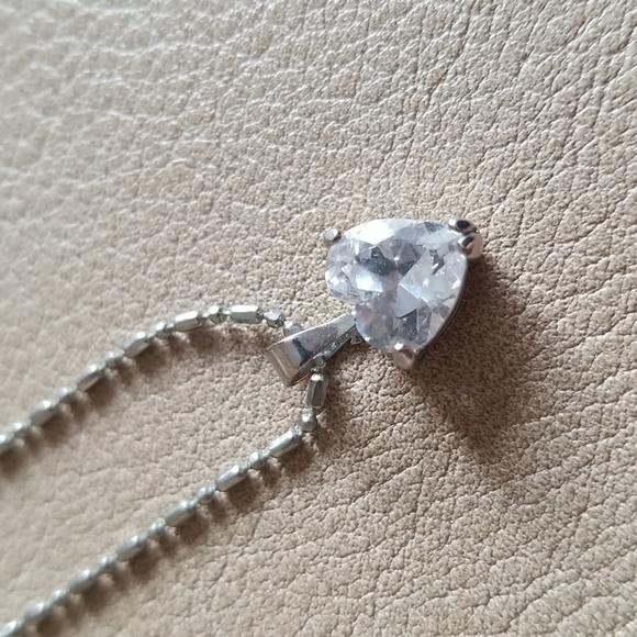 Silver crystal heart necklace - Picture 9 of 10